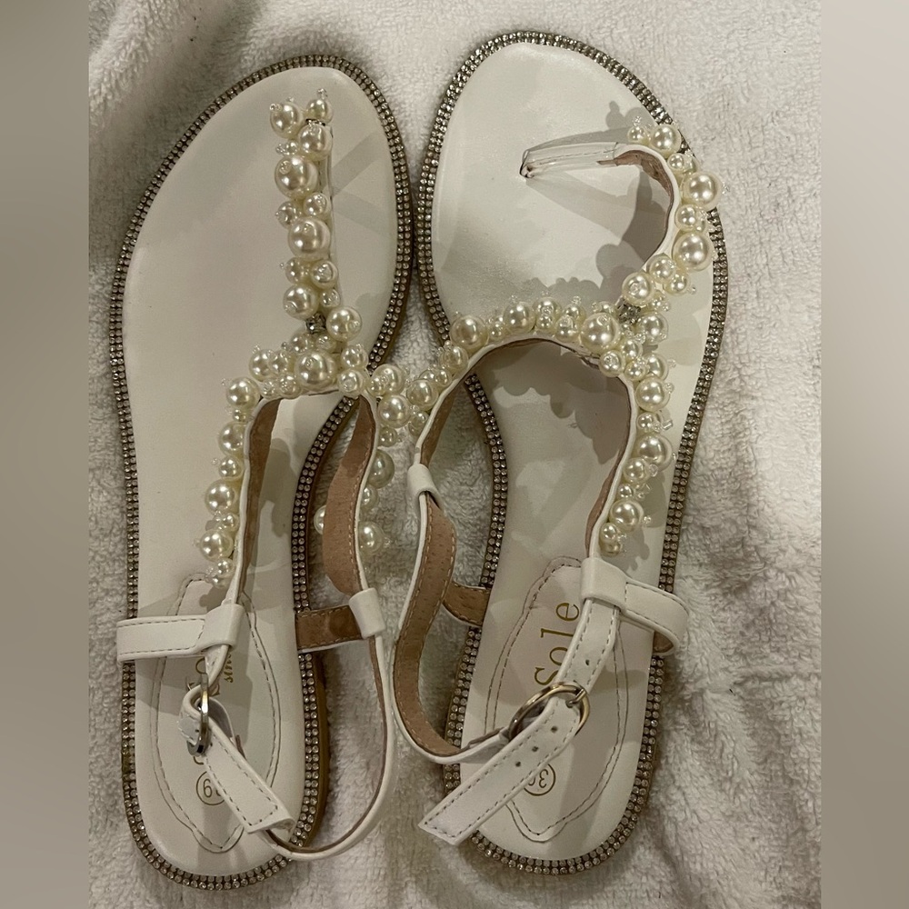 SHESOLE FLAT SANDALS